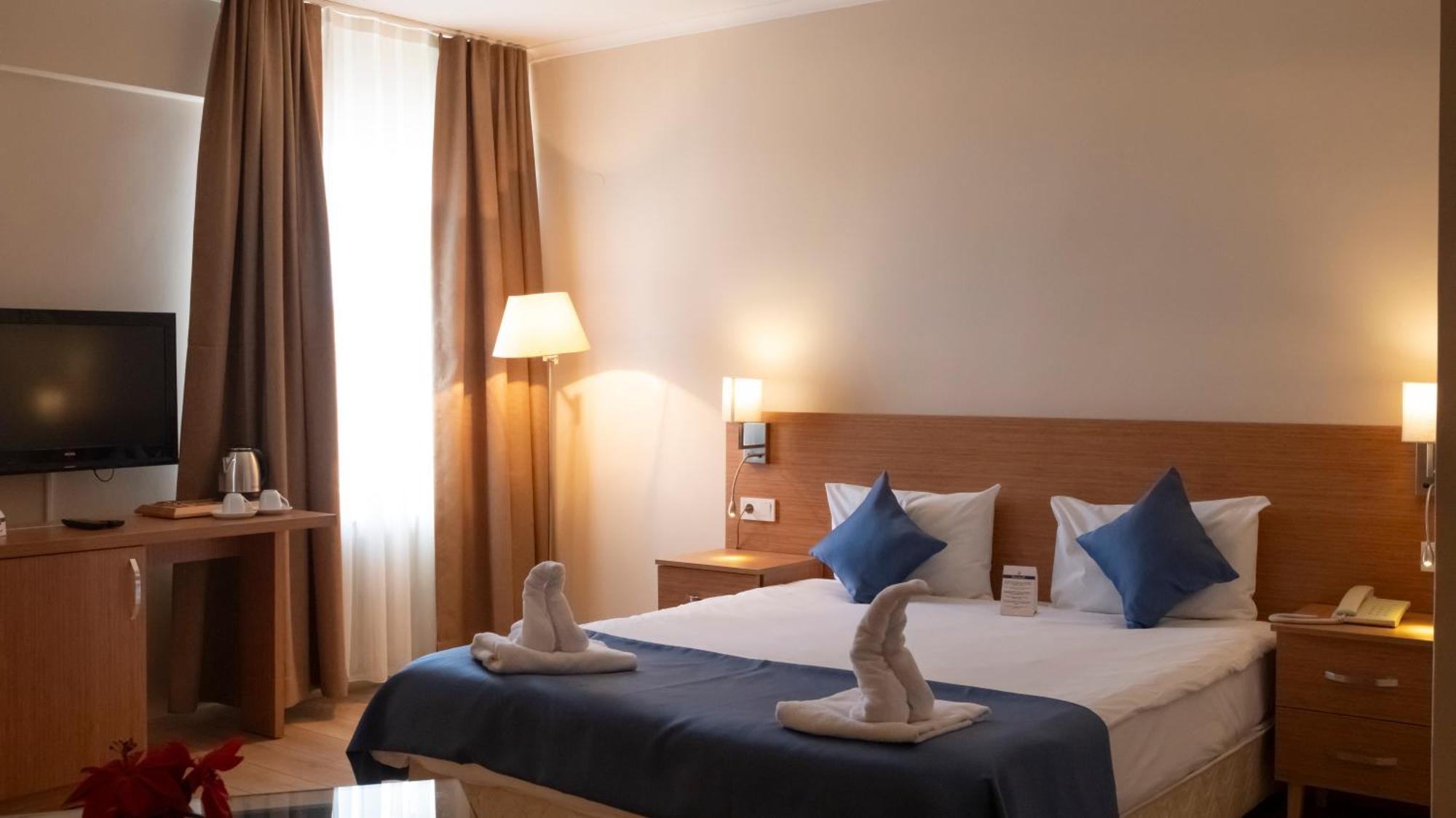 Park Hotel Edirne Exteriör bild