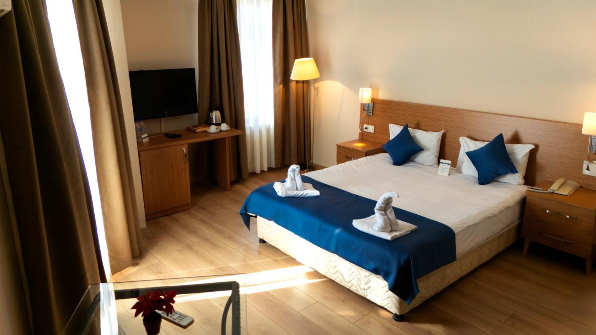 Park Hotel Edirne Exteriör bild